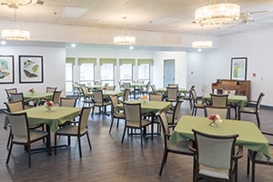 common dining at the Willow Knoll facility